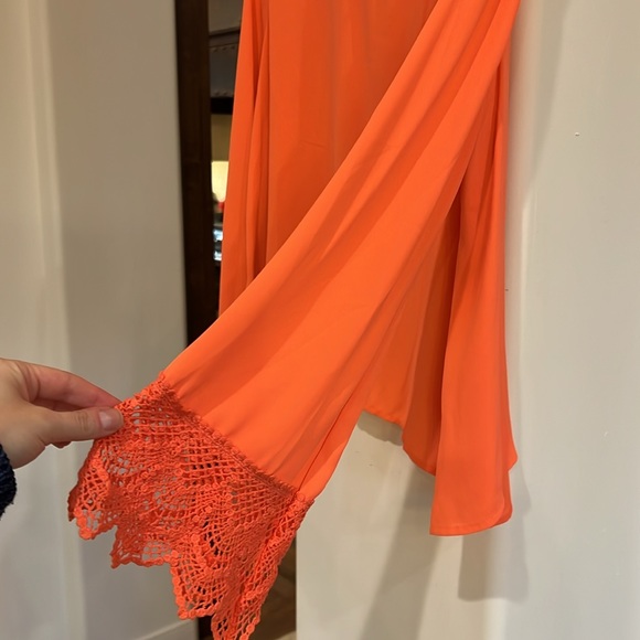 Francescas Coral Top Size Medium - Picture 4 of 5